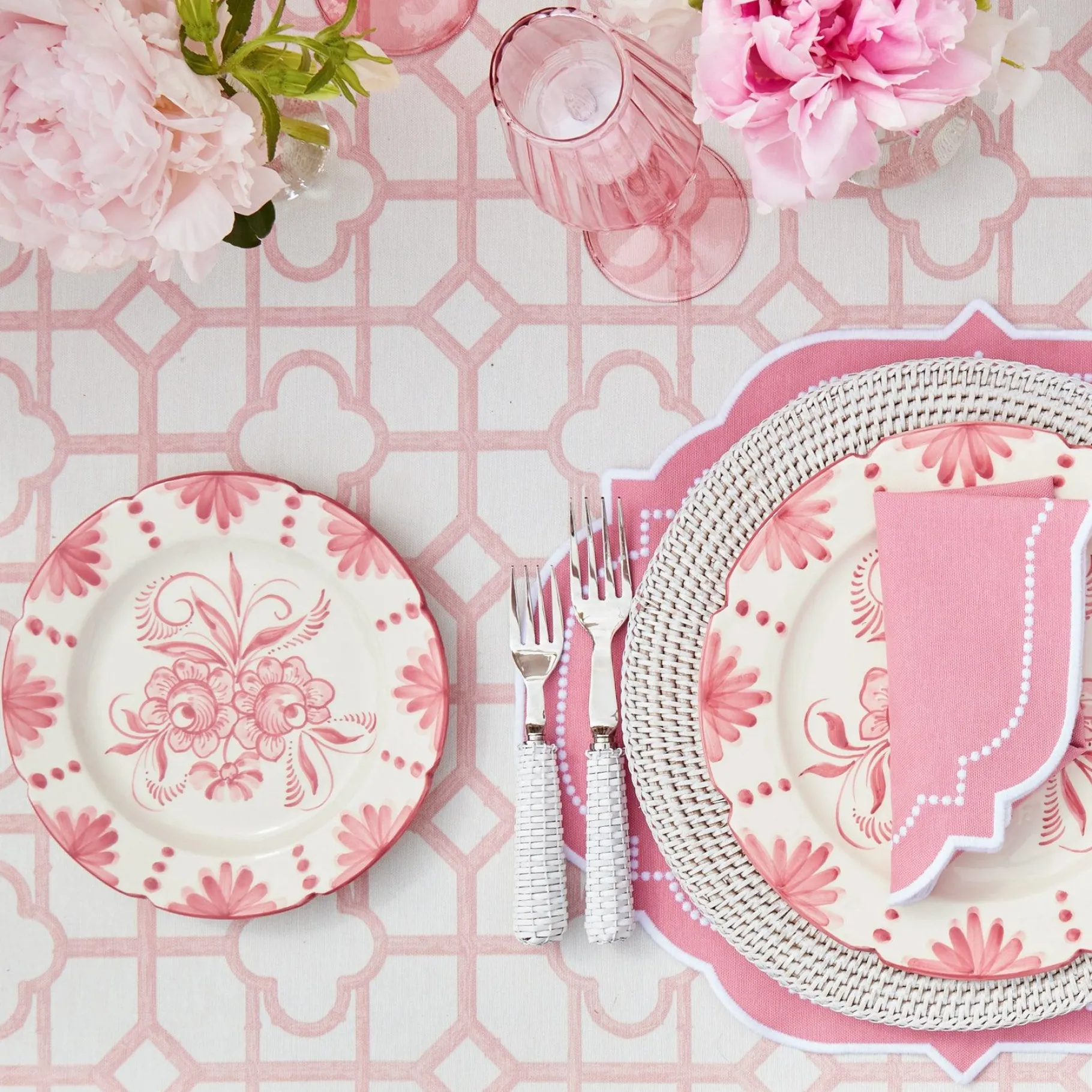 Mrs. Alice Table Linen Sets|Amelie Pink Placemats & Napkins (Set Of 4)