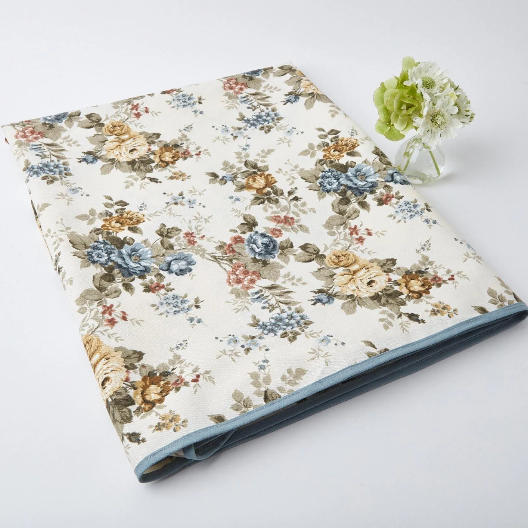 Mrs. Alice Tablecloths|Audrey Tablecloth