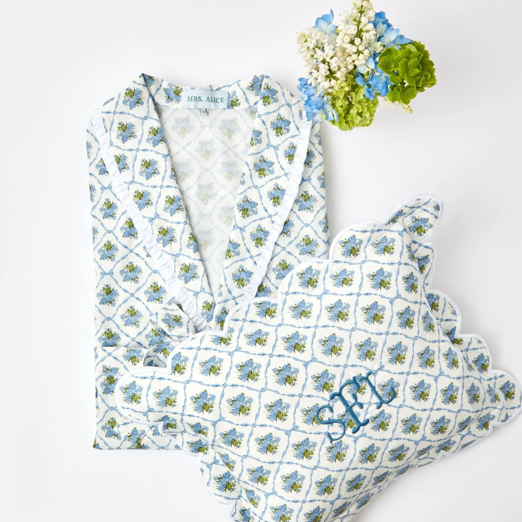 Mrs. Alice Aprons & Robes|Blue Bouquet Dressing Gown