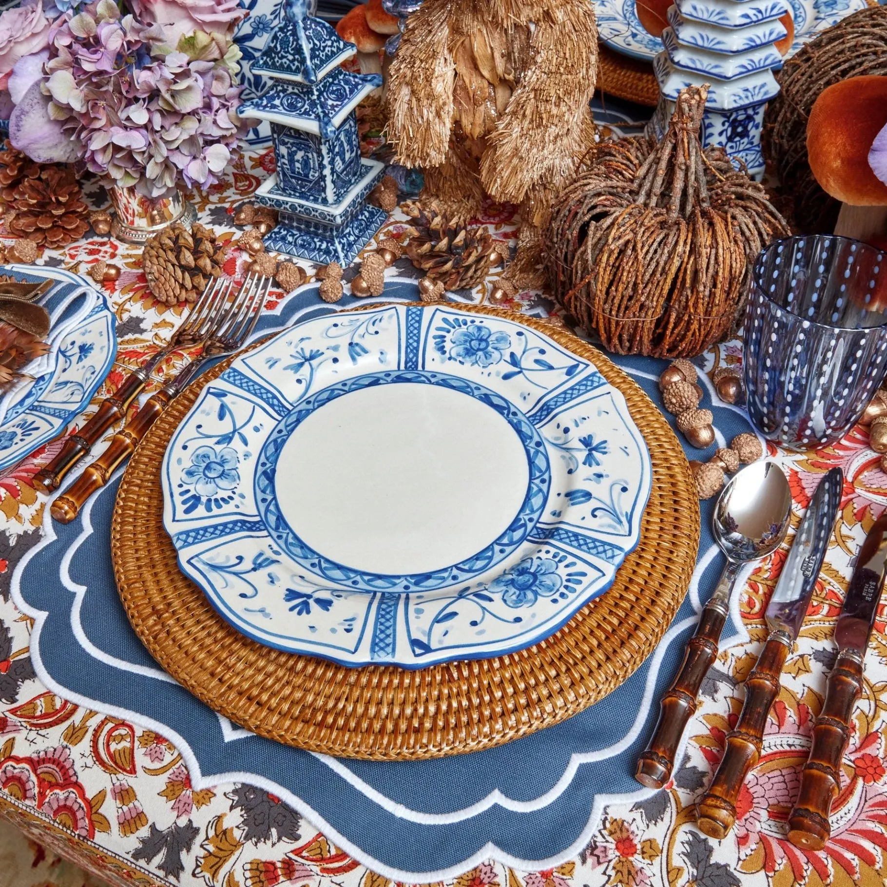 Mrs. Alice Dinner Plates|Cadiz Hand Painted Dinner Plate