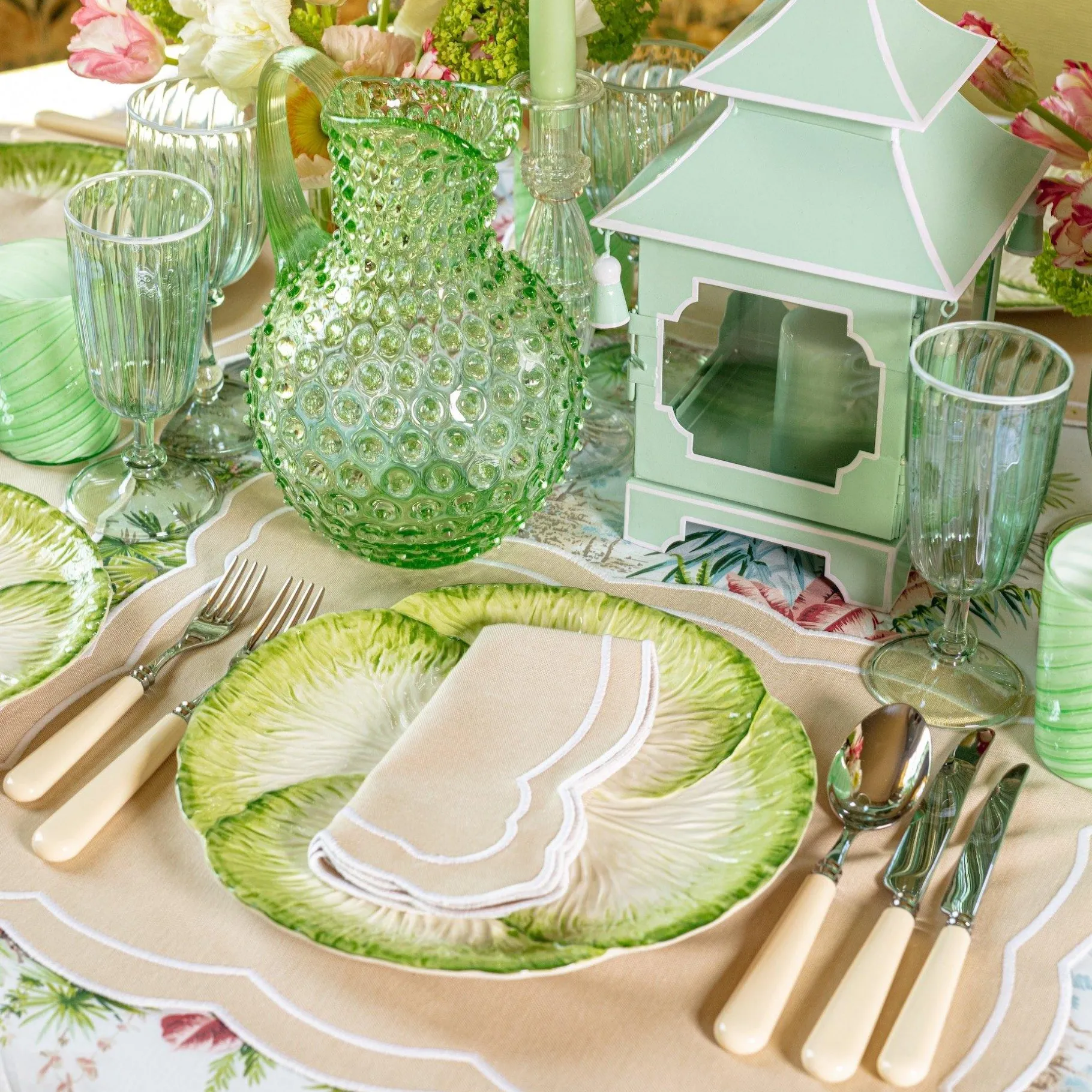 Mrs. Alice Dinner Plates|Capri Lettuce Dinner Plate