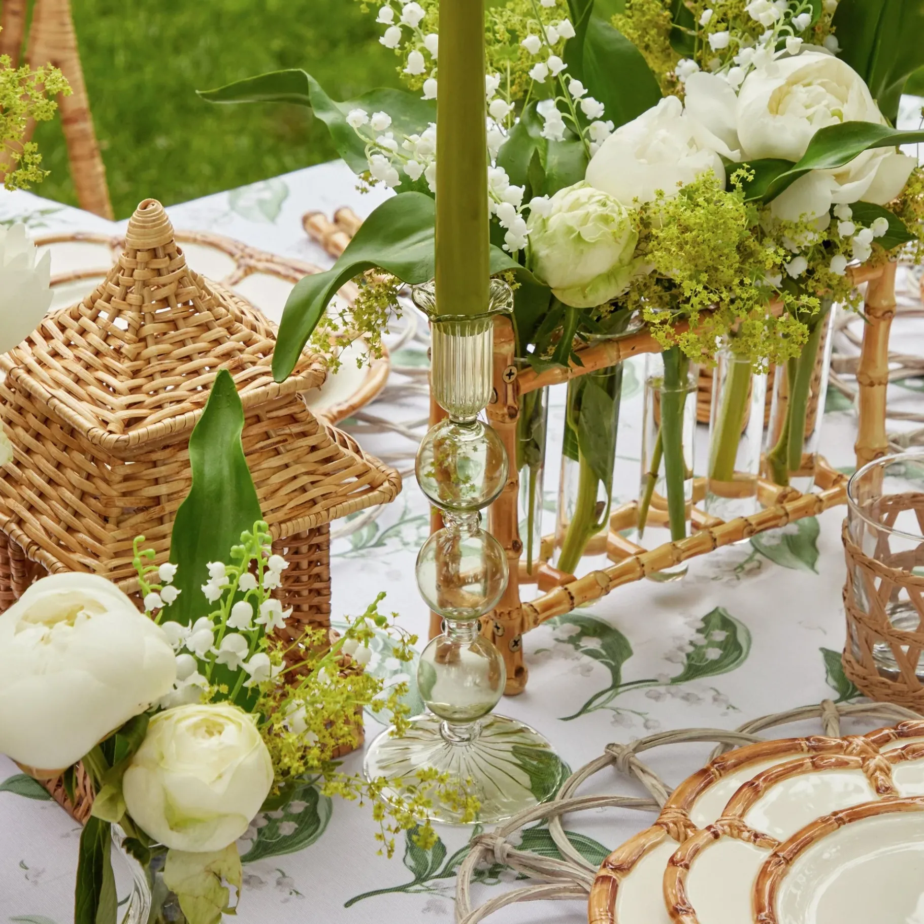 Mrs. Alice Candle Holders|Eden Green Candle Set (Apple Green)