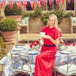 Mrs. Alice Dinner Plates|Elizabeth Garland Dinner Plate