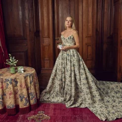 Mrs. Alice Scented Candles|Hand Painted Olive Floral Tole Candle Pot