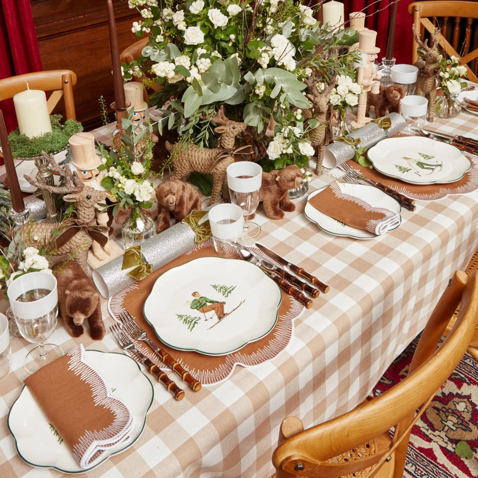 Mrs. Alice Crockery Sets|Heidi & Hans Skier Dinner Plate (Set Of 4)