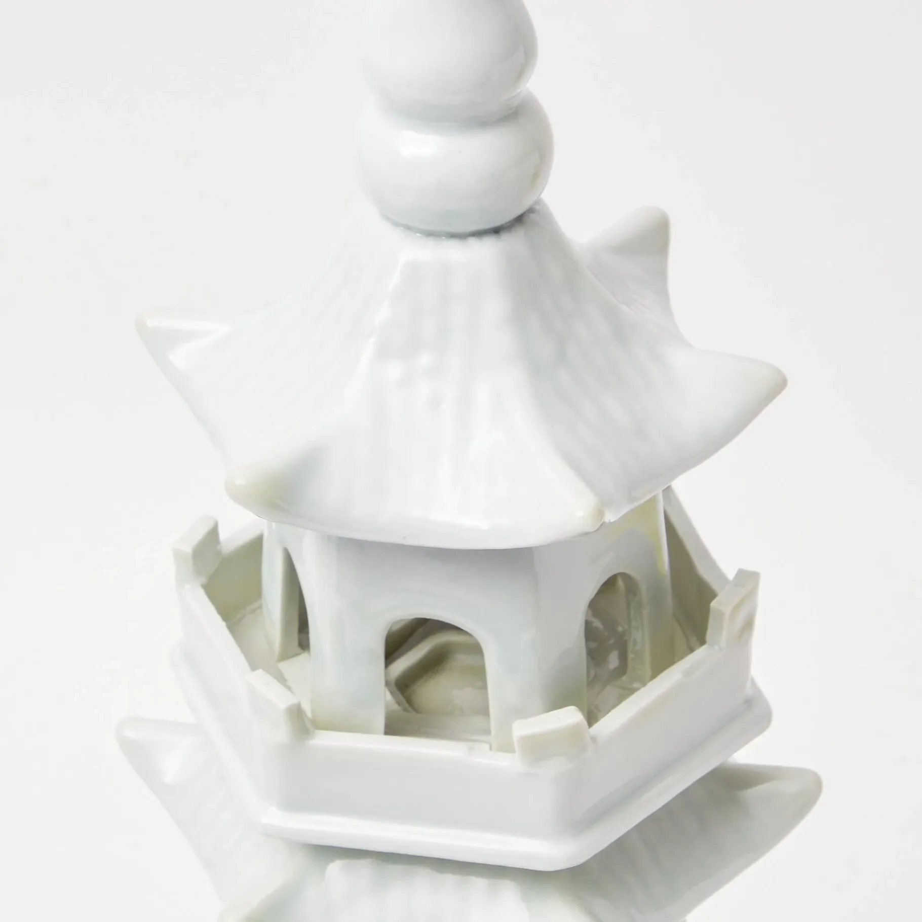 Mrs. Alice Pagodas & Lanterns|Large White Porcelain Pagoda
