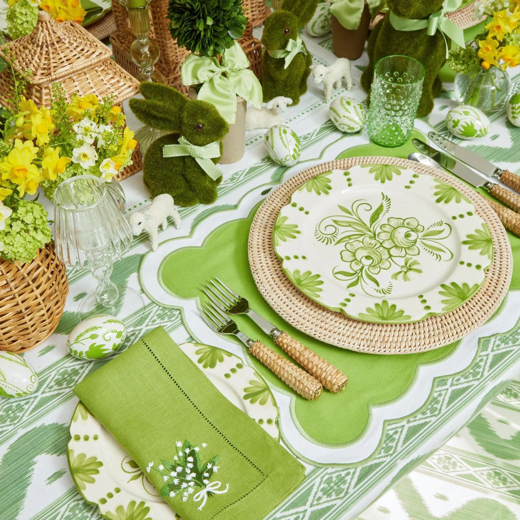 Mrs. Alice Decoration Sets|Lily Of The Valley Decoration Set