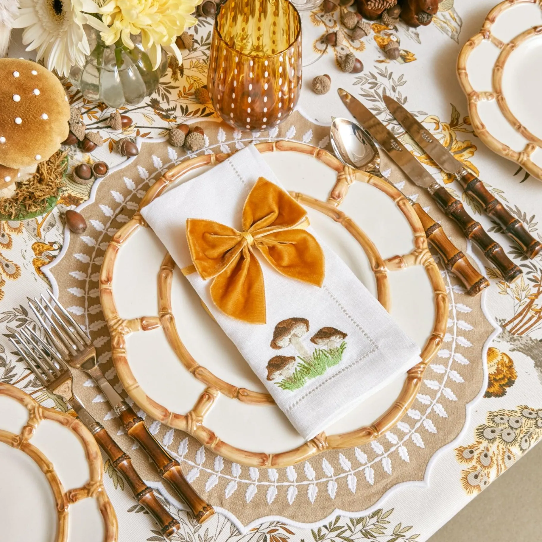 Mrs. Alice Napkins|Mushroom White Linen Napkins (Set Of 4)