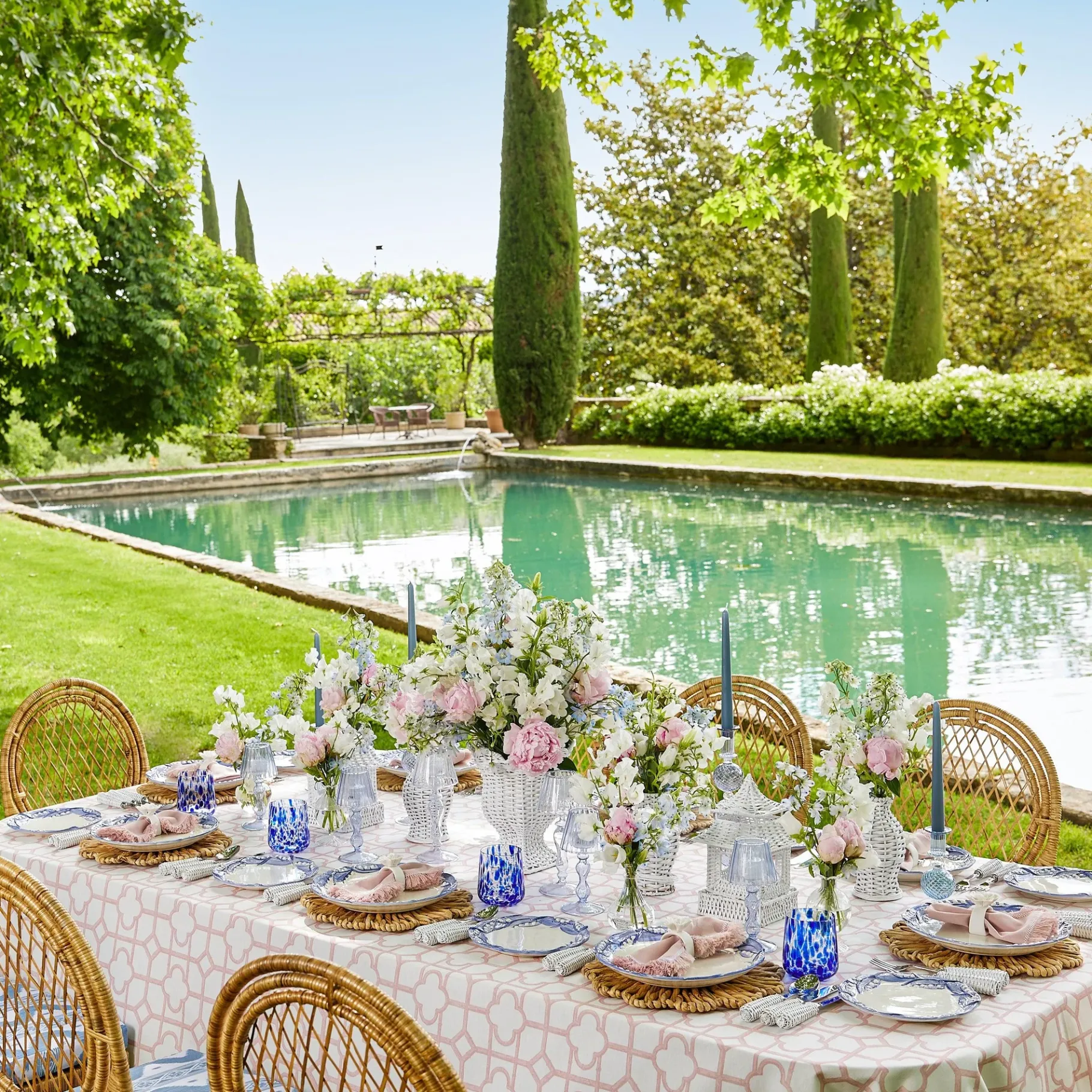 Mrs. Alice Tablecloths|Pink Bamboo Tablecloth