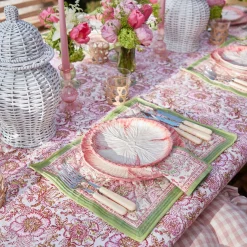 Mrs. Alice Lettuce Crockery|Pink Capri Lettuce Starter Plate