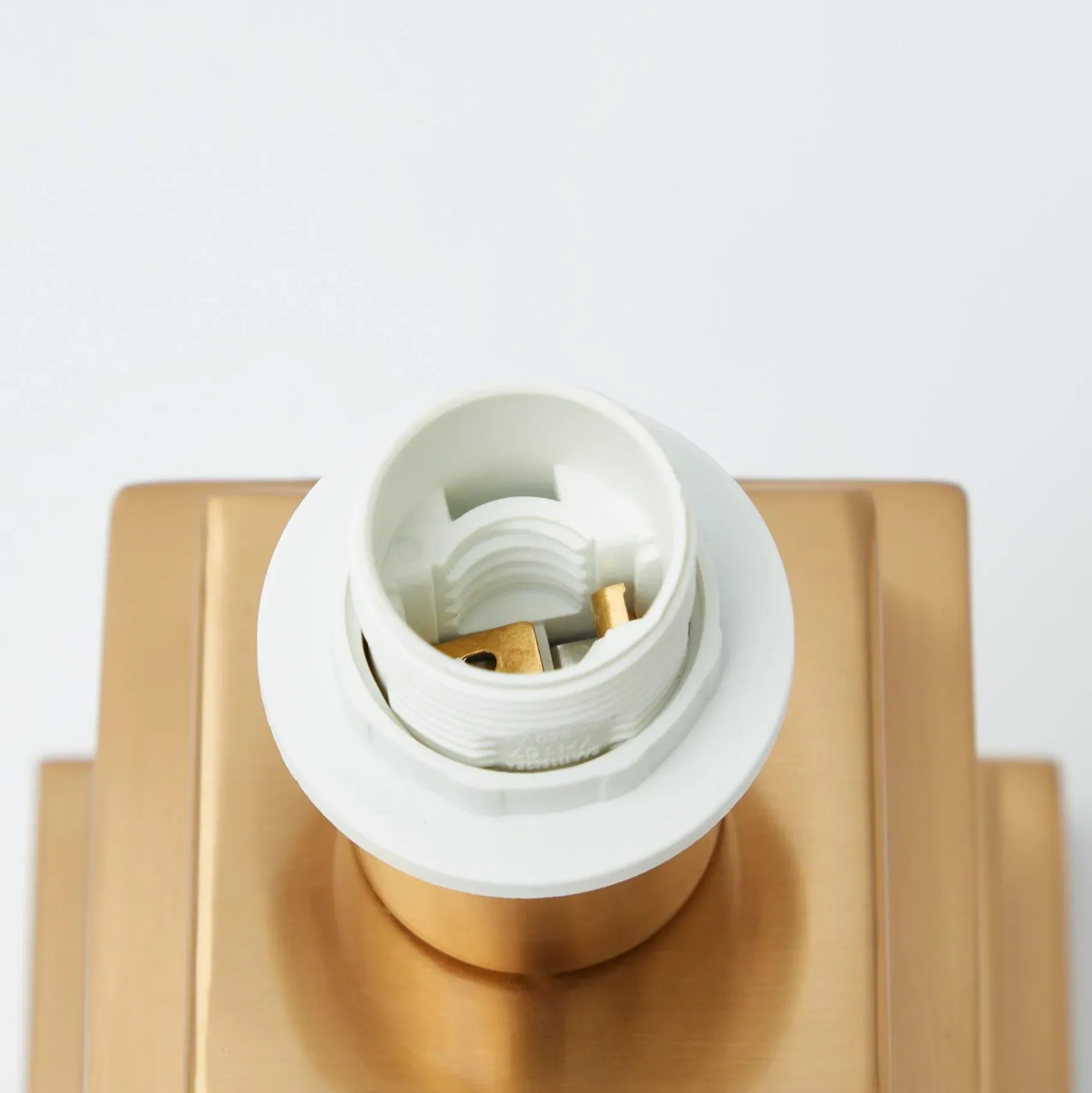 Mrs. Alice Lamps & Lighting|Rechargeable Lamp With Blue Lotus Lampshade