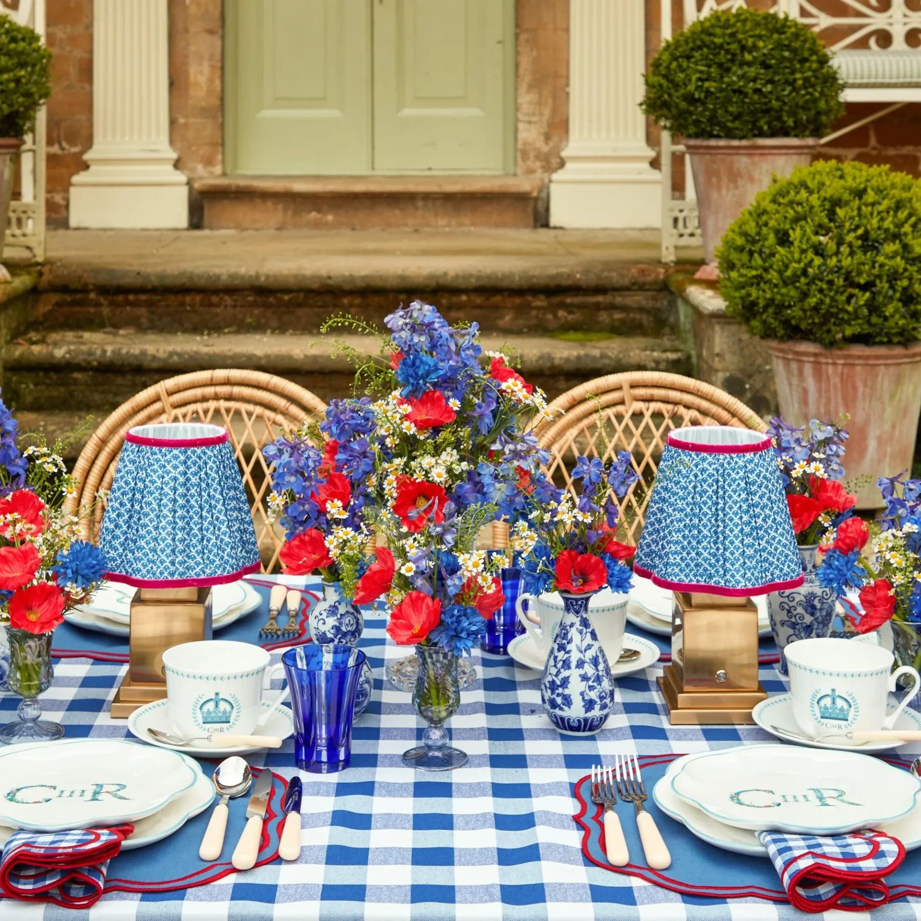 Mrs. Alice Lamps & Lighting|Rechargeable Lamp With Blue Lotus Lampshade