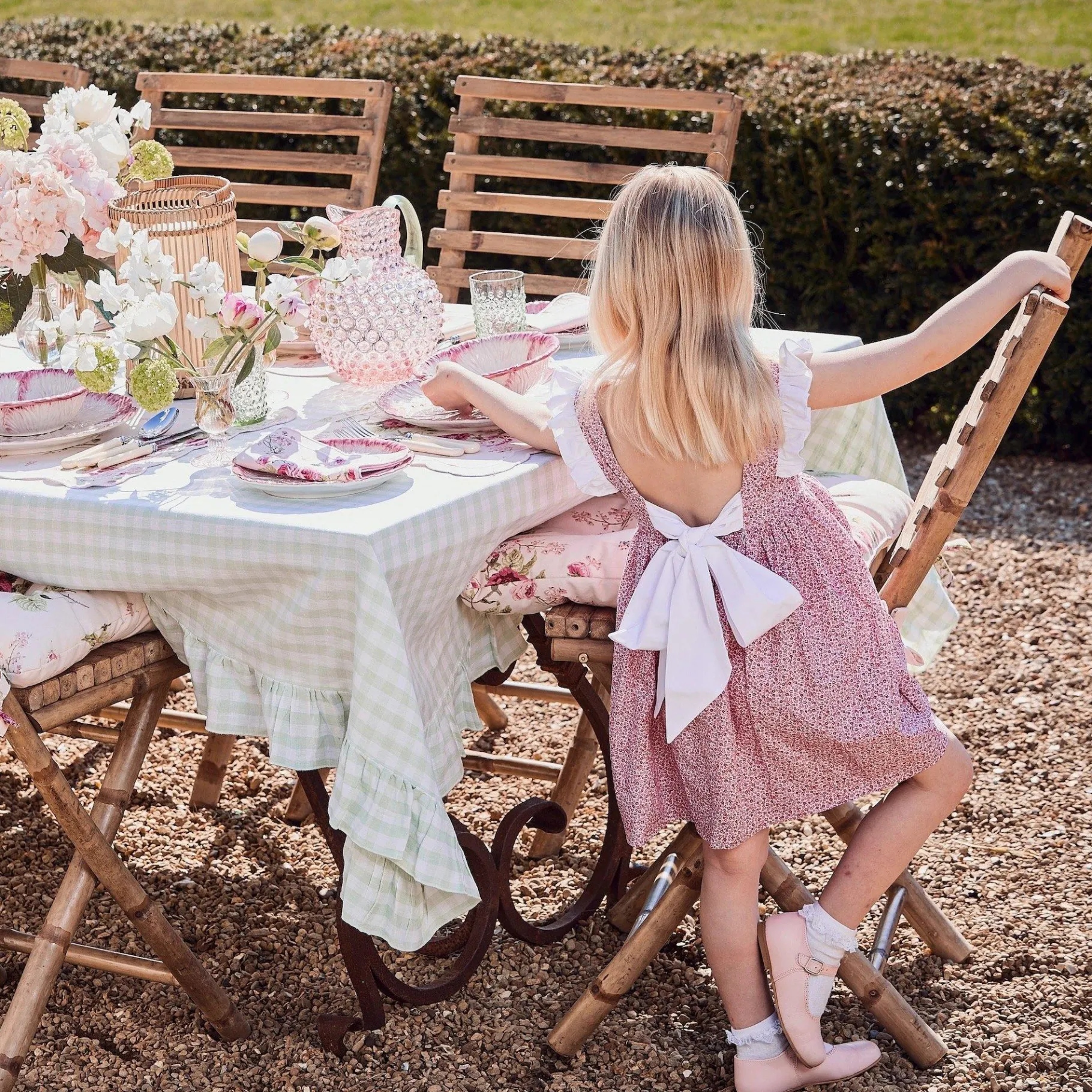 Mrs. Alice Glassware Sets|Rose Hobnail Jug With Emerald Handle