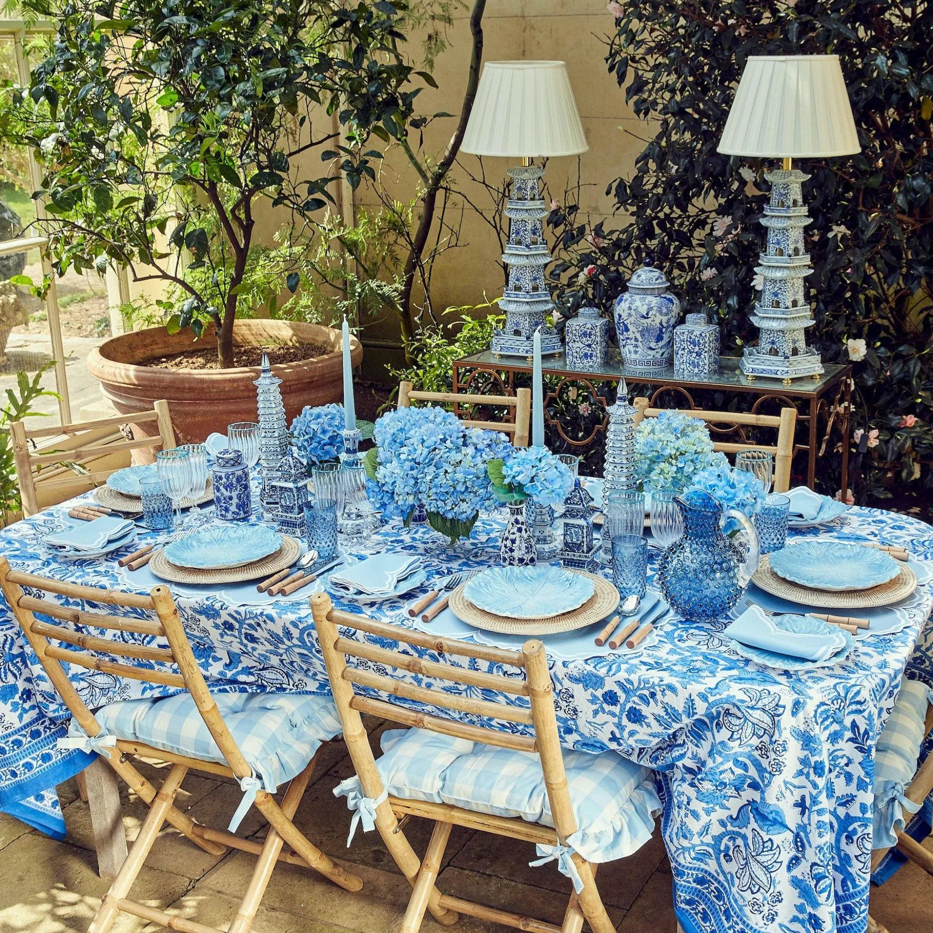 Mrs. Alice Vases|Round Chinoiserie Ginger Jars (Pair)