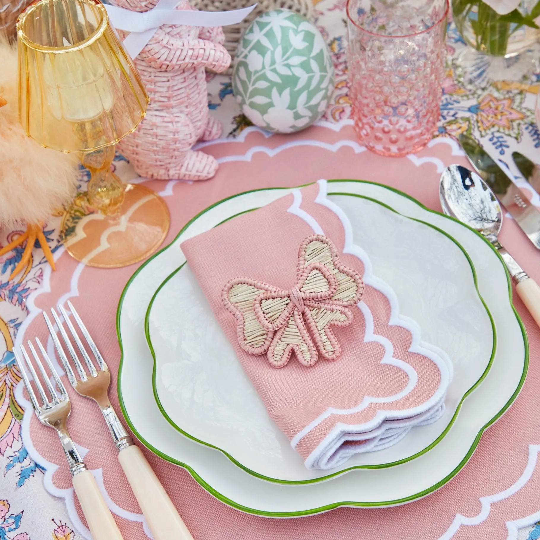 Mrs. Alice Starter Plates|Scalloped Easter Starter Plate