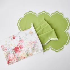 Mrs. Alice Placemats|Serena Apple Green Scalloped Placemats (Set Of 4)
