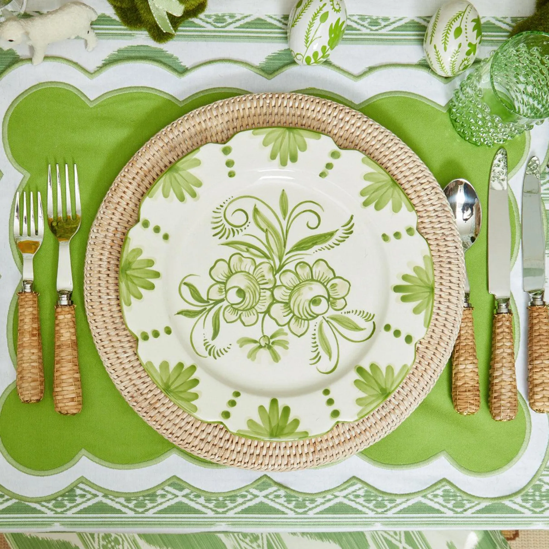 Mrs. Alice Table Linen Sets|Serena Applique Green Placemats & Napkins (Set Of 4)