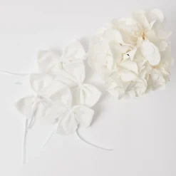 Mrs. Alice Napkin Rings, Bows & Wreaths|Snow White Velvet Napkin Bows (Set Of 4)