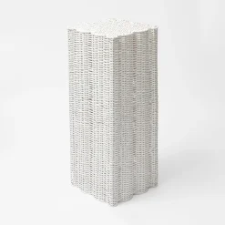 Mrs. Alice Urns & Pedestals|White Liliana Scalloped Rattan Pedestal And Urn