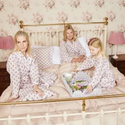 Mrs. Alice Rattan Tableware|White Scalloped Rattan Tray